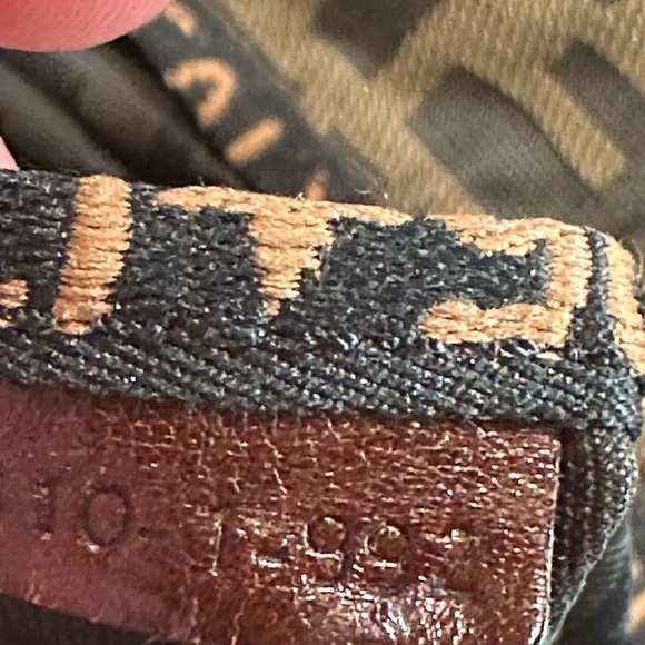 Fendi zucca folding tote shopper. Nylon and leather. 71156101992 - Picture 8 of 15